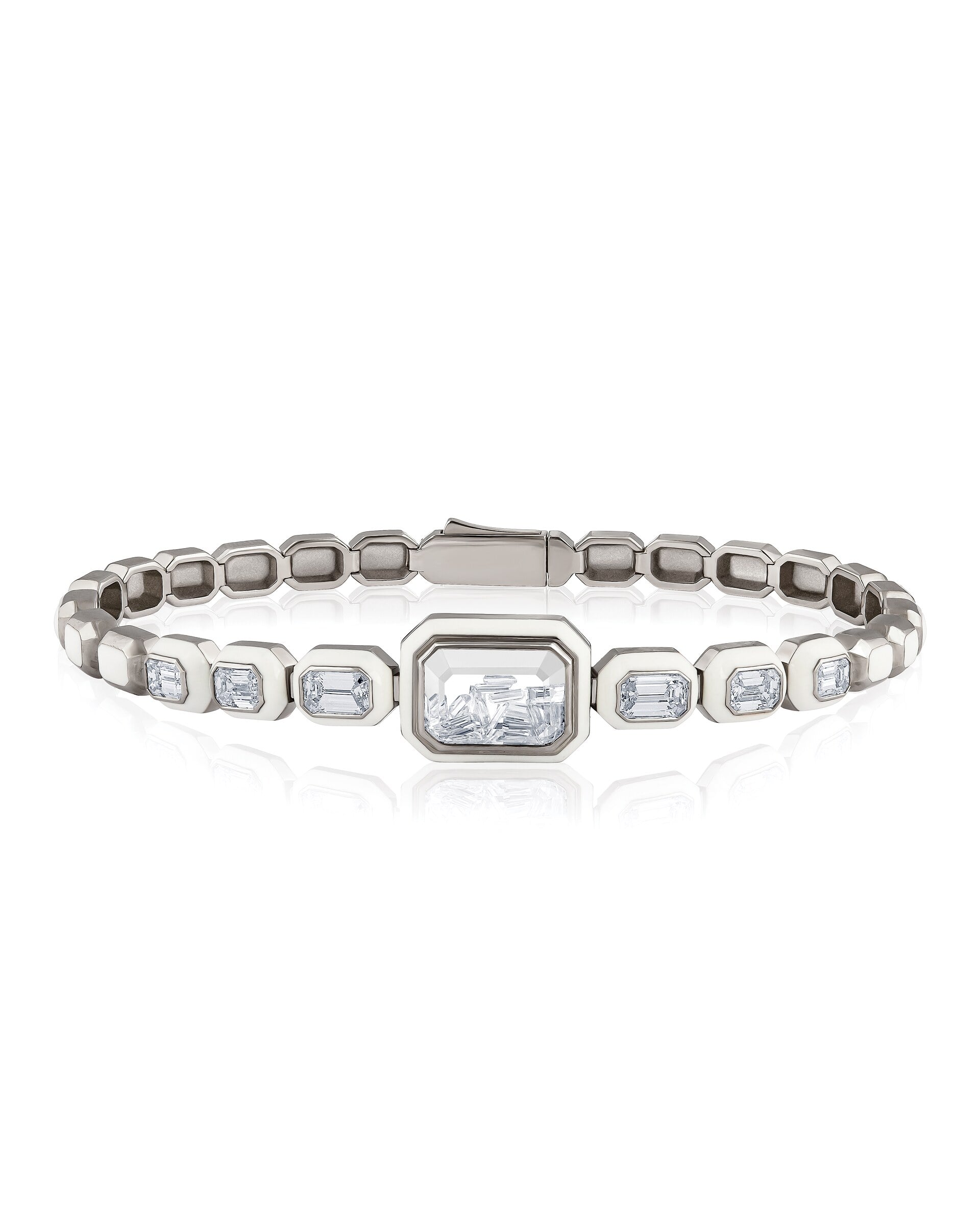 Emerald-cut diamond tennis bracelet. Edge-to-edge sharpness on reflective surface